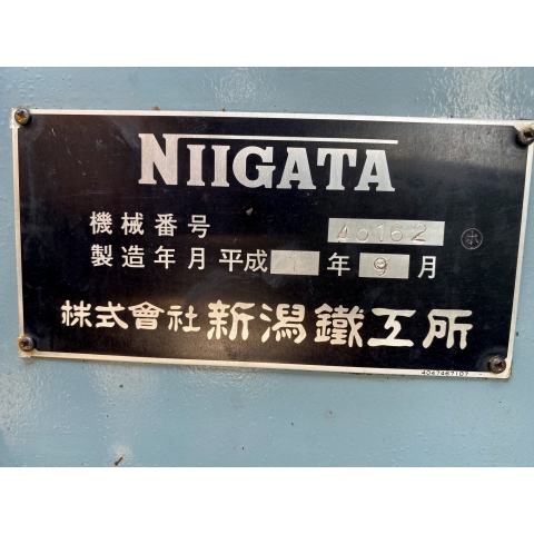 Máy phay CNC NIIGATA